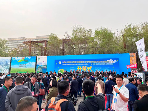 【特别关注】“风”行世界，燃了！凯力专汽“硬核”亮相北京环卫展