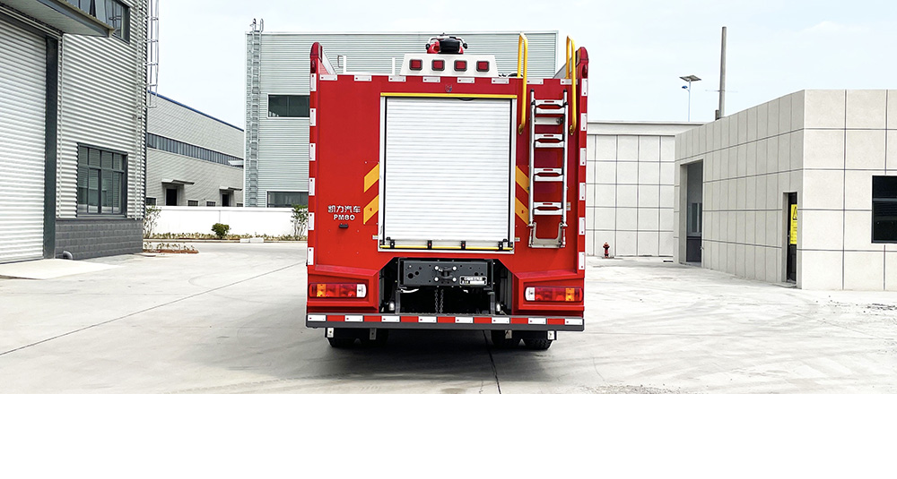 豪沃单桥外露水罐消防车图6