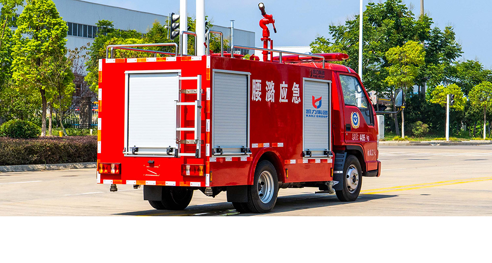 小卡之星2消防洒水车图3