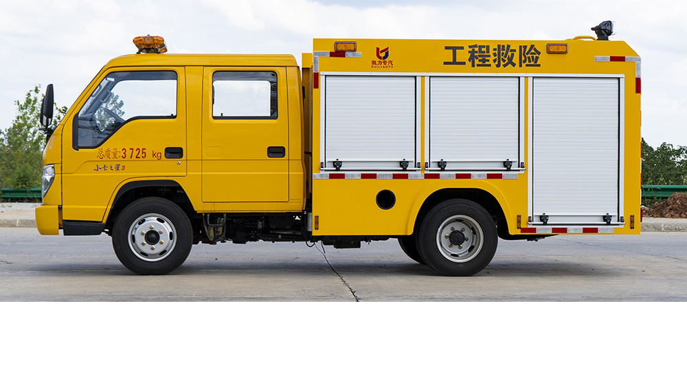 小卡之星3双排消防洒水车图3