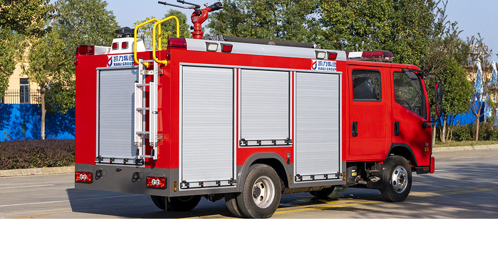 福田领航消防洒水车图5