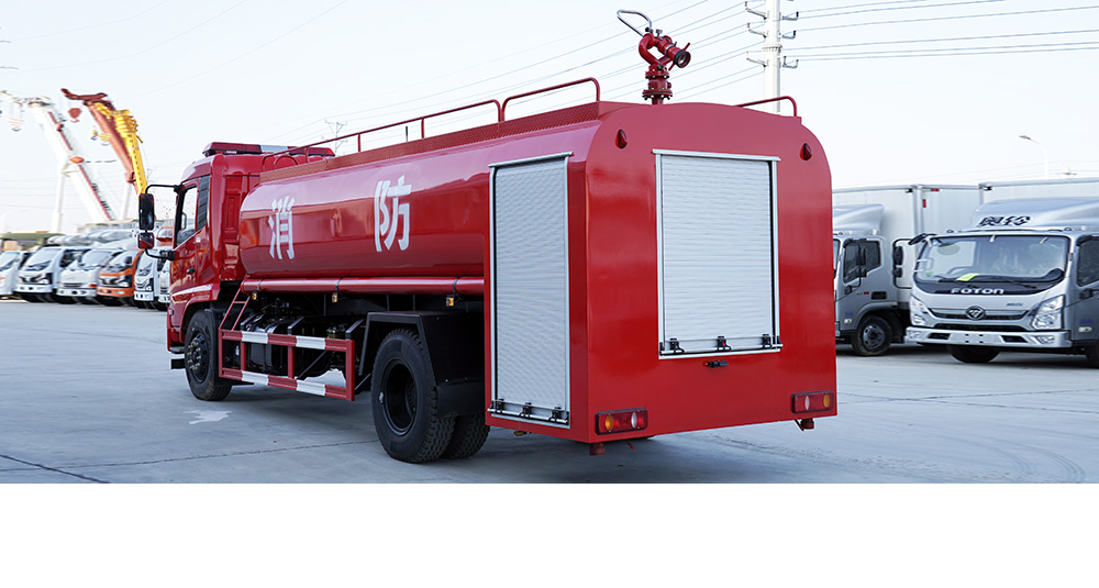 东风天锦消防洒水车图5