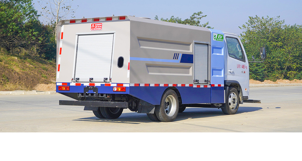 福田领航S1纯电路面清洗车图5