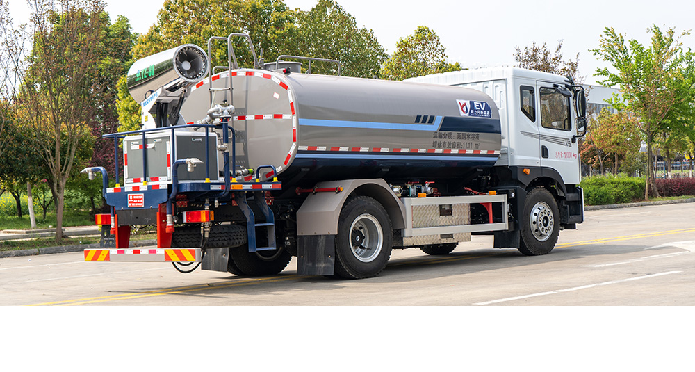 华神T5纯电绿化喷洒车图5