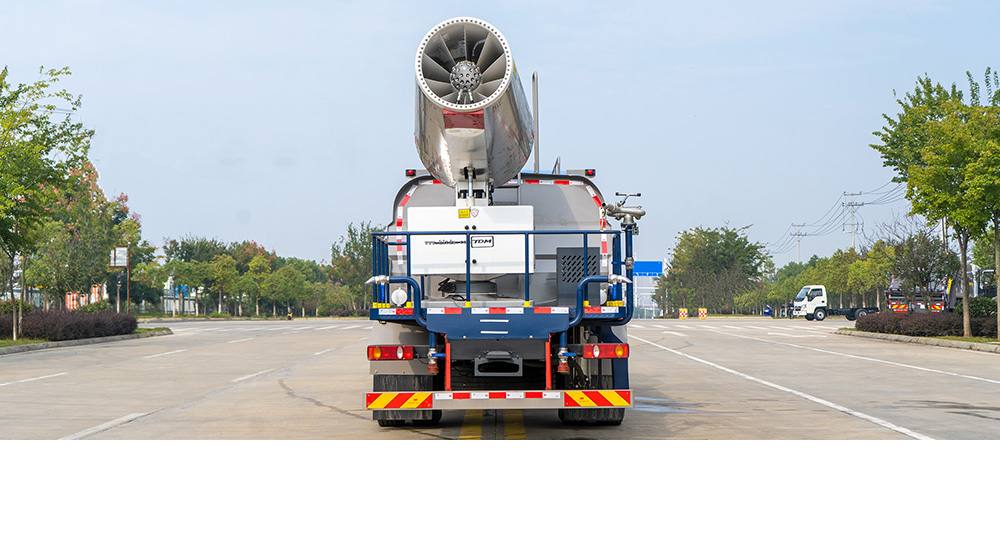 东风天锦纯电多功能抑尘车图7