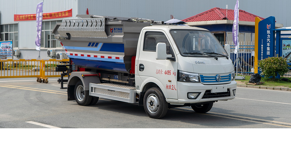 东风华神纯电自装卸式垃圾车图1