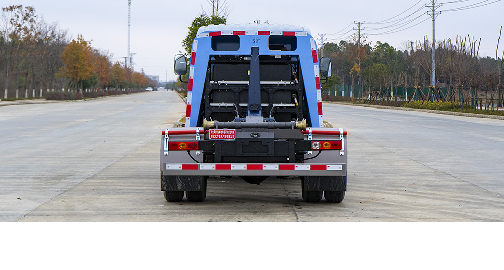 福田领航S1纯电车厢可卸式垃圾车图8