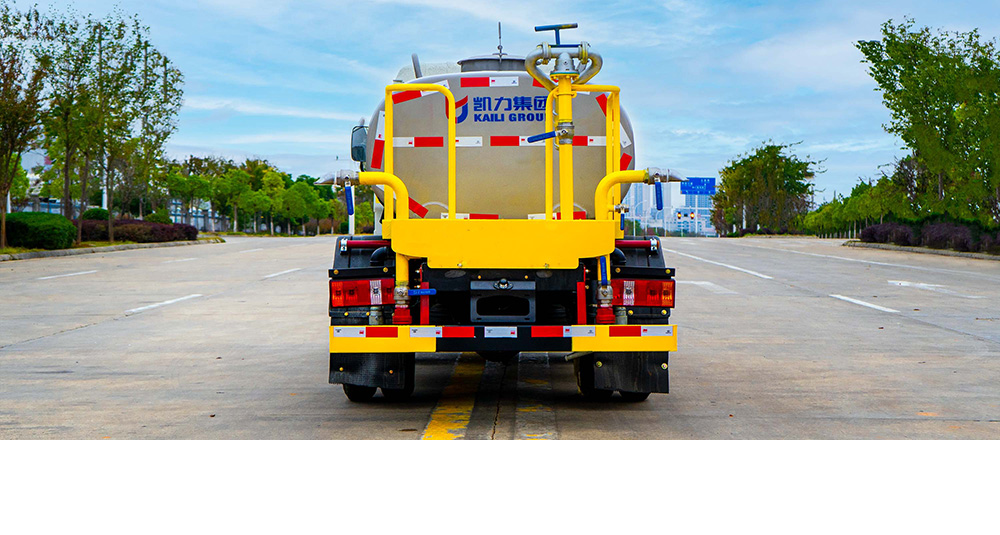 福田小卡之星2洒水车图8