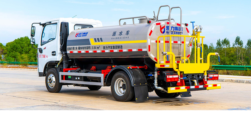 东风小福瑞卡洒水车图3