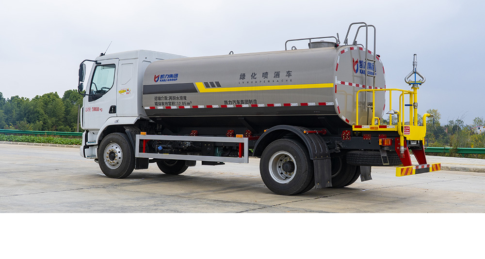 柳汽M3洒水车图4