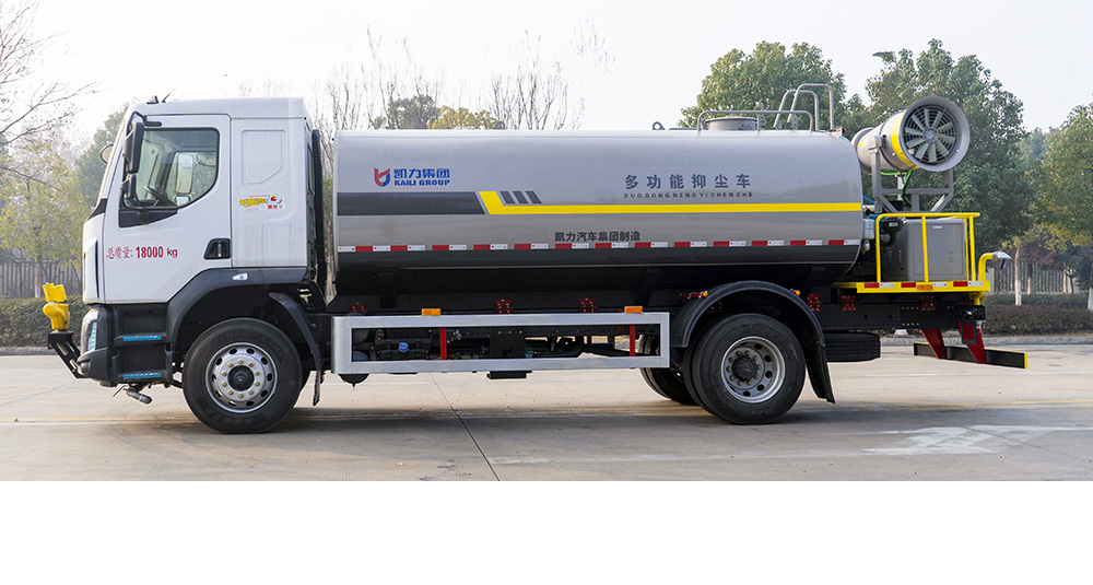 柳汽M3绿化喷洒车图4