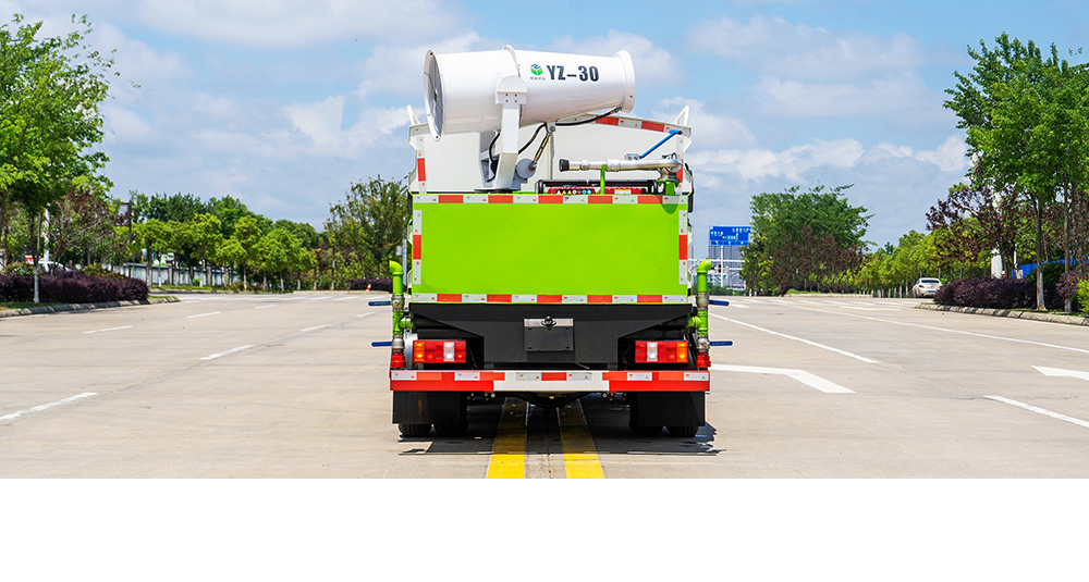 重汽豪曼多功能抑尘车图8