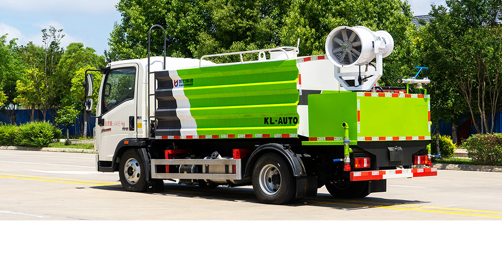 重汽豪曼多功能抑尘车图6