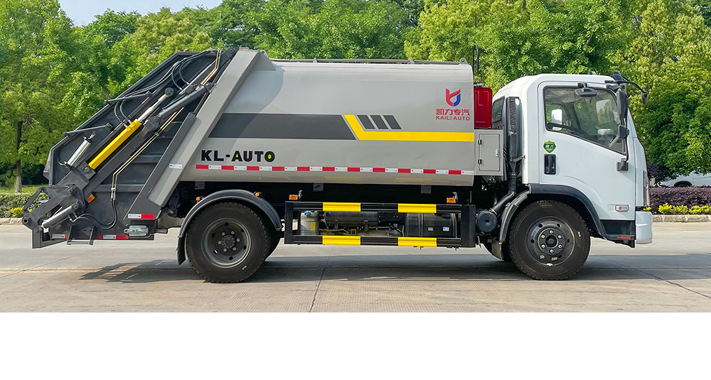 东风大福瑞卡压缩式垃圾车图3