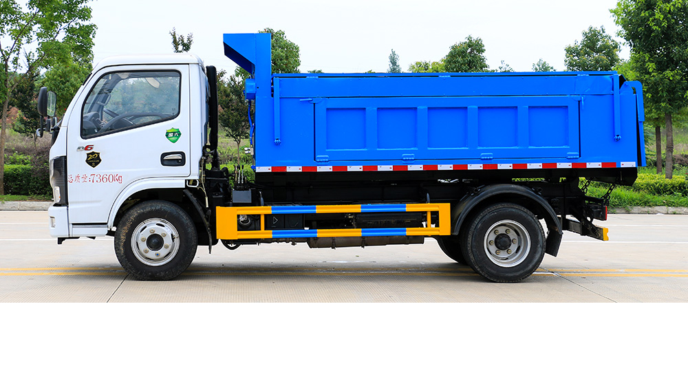小多利卡自卸式垃圾车图4