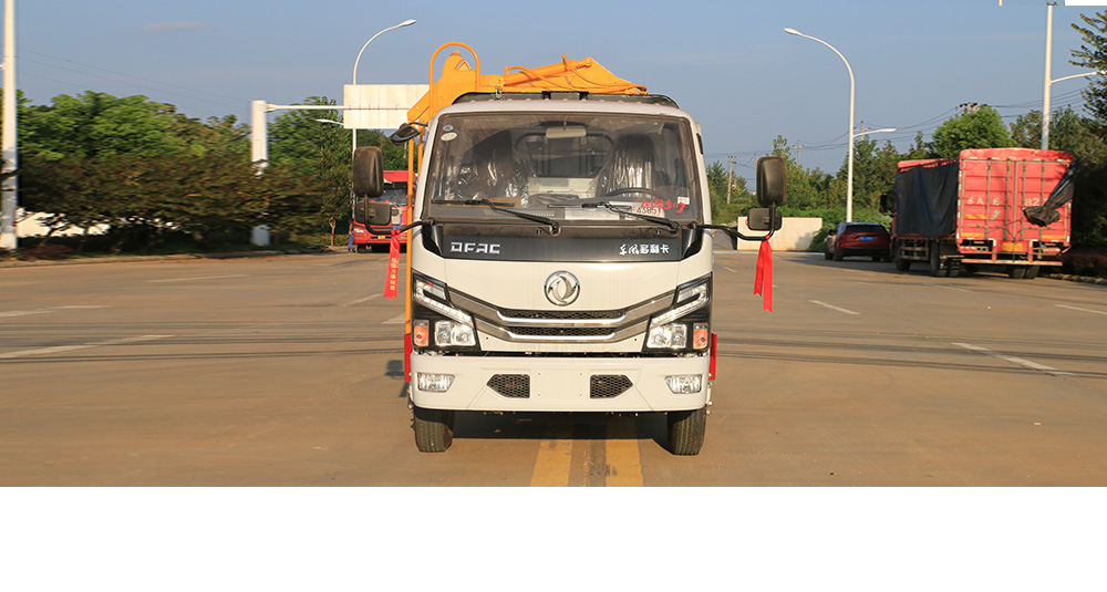 小多利卡侧装压缩垃圾车图6