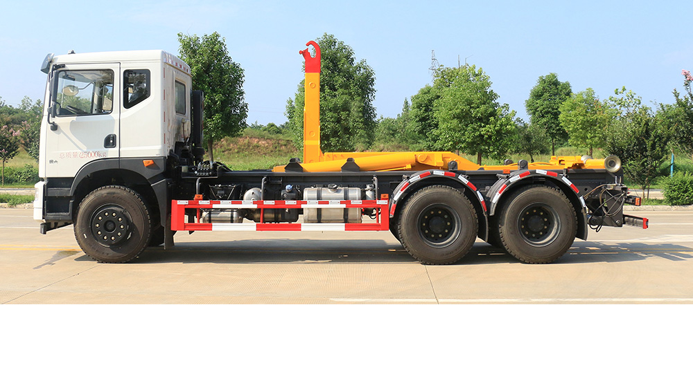 东风华神后双桥车厢可卸式垃圾车图3