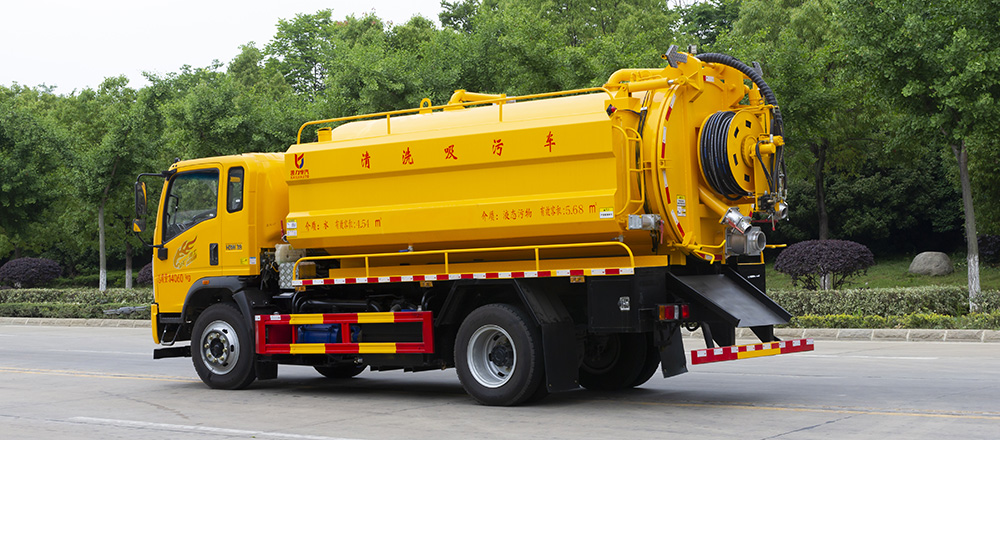 重汽豪曼清洗吸污车图7