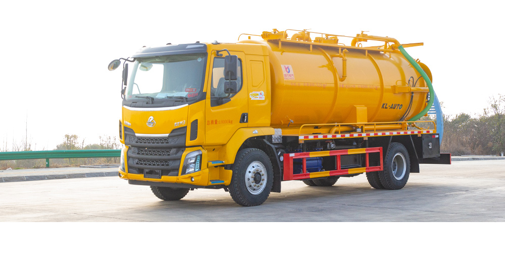 柳汽乘龙清洗吸污车图2