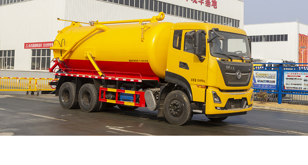 东风天龙后八轮吸污车图1