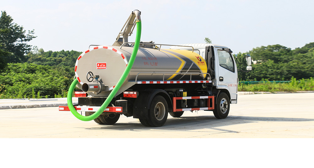 东风小多利卡吸粪车图5