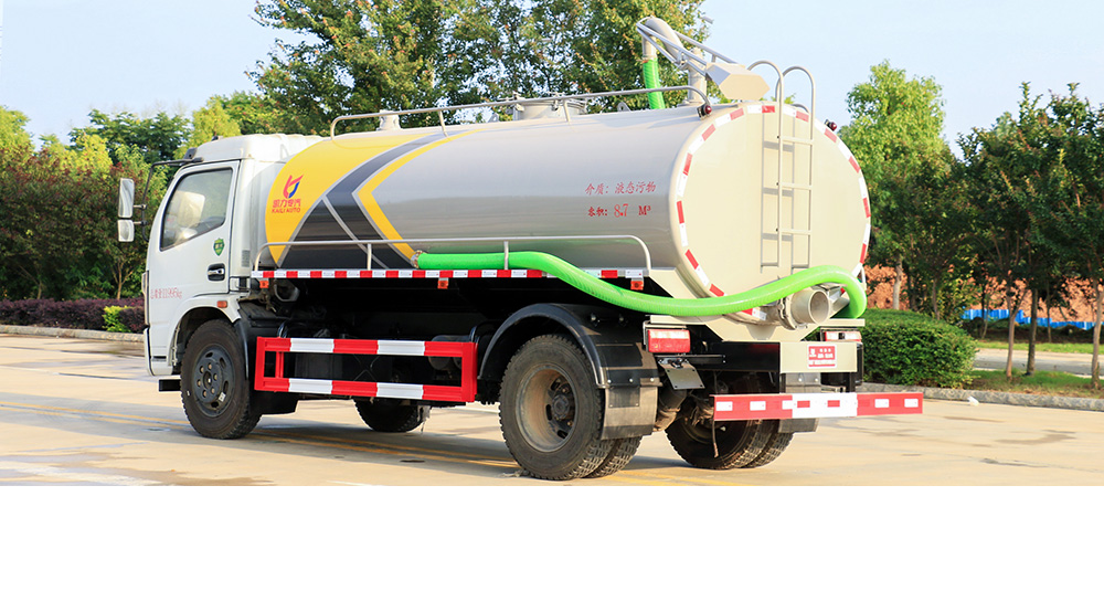 东风大福瑞卡吸粪车图6