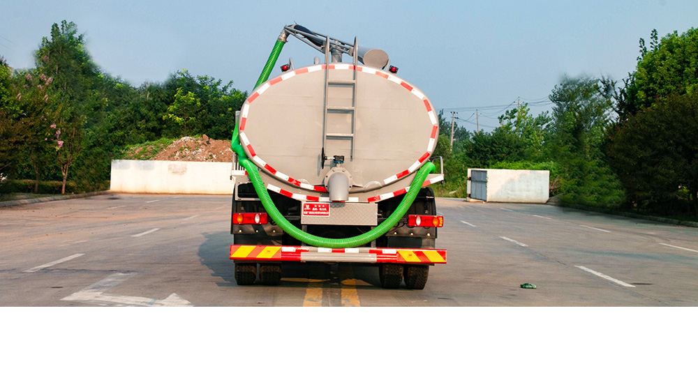 东风天锦吸粪车图8