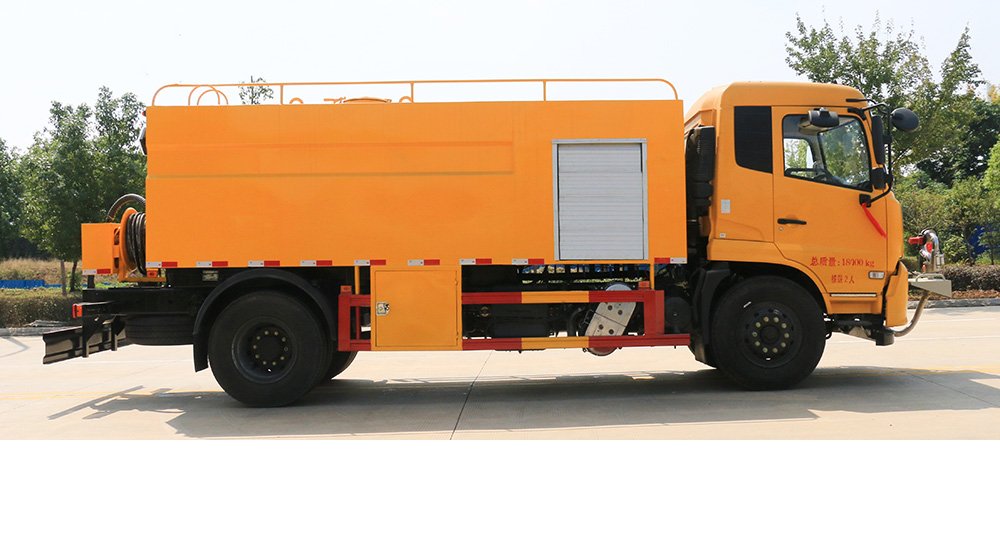 东风天锦高压清洗车图3