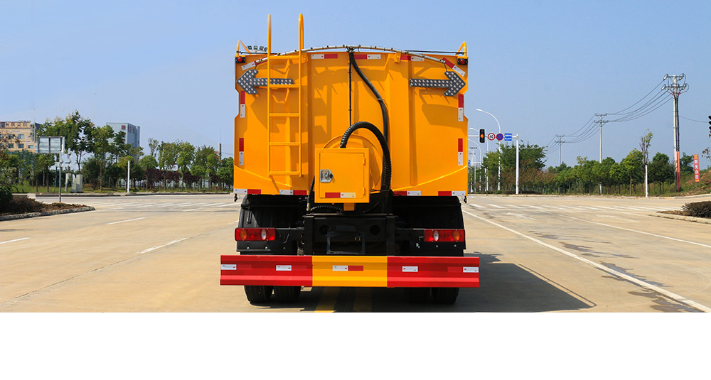 东风天锦高压清洗车图8