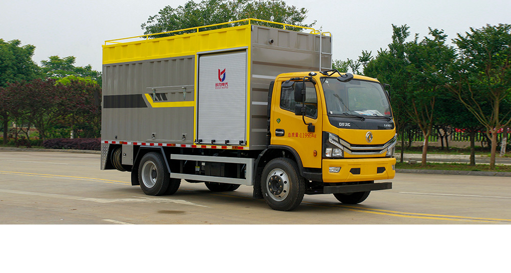 东风多利卡污水处理车图1