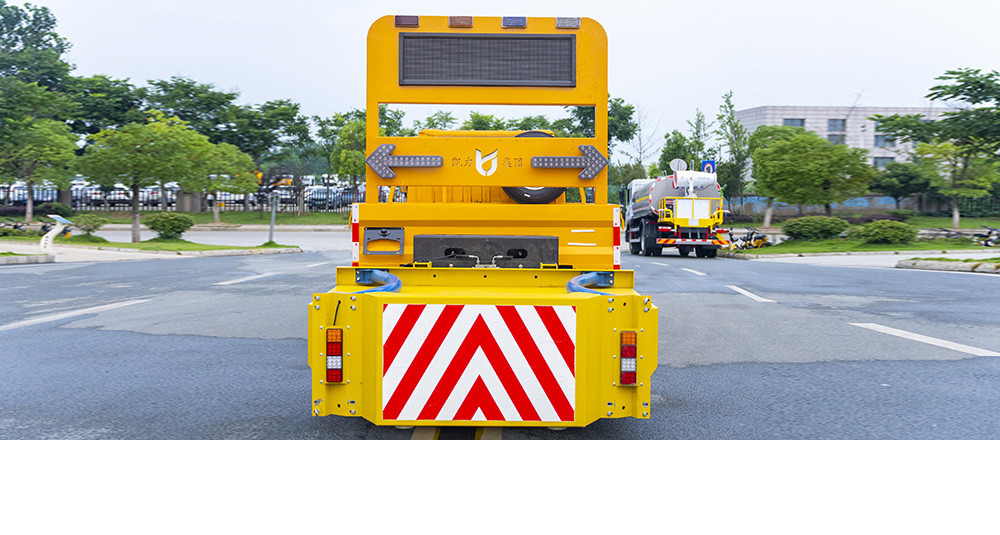 江铃顺达防撞缓冲车图8