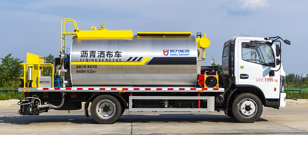 东风D7沥青洒布车图5