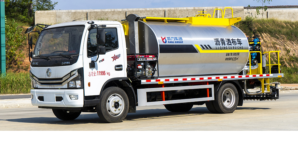 东风D7沥青洒布车图2