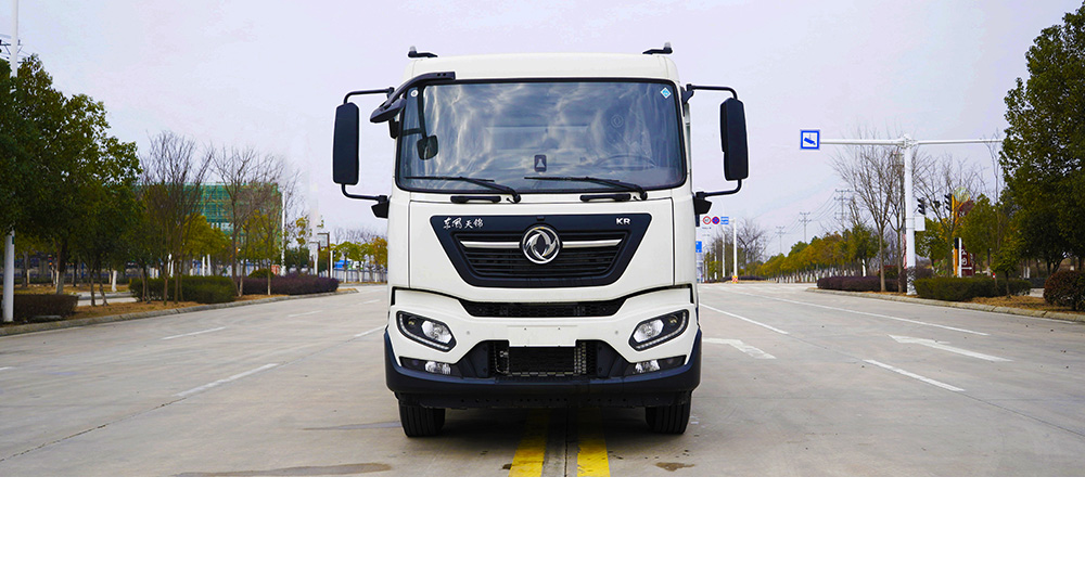 天锦电动深度保洁车图7